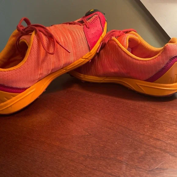 KEEN Women's All Terrain Trail Running Shoes Size 7.5 52014-LCJR Orange GTS 1110 - Picture 7 of 10